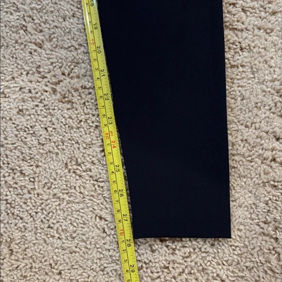 Laird High-Waist Sculpting Leggings in Black 🖤 - Picture 13 of 15